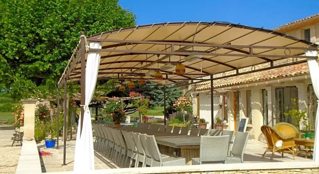 Chambres & Tables dhôtes Moulin de Lavon, Забронировать Отель Гарга Route de la Lavande