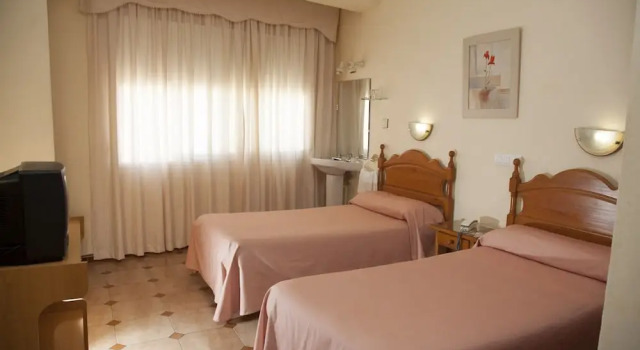 Двухместный номер Standard Hostal París