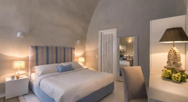 Полулюкс Mythical Blue Luxury Suites