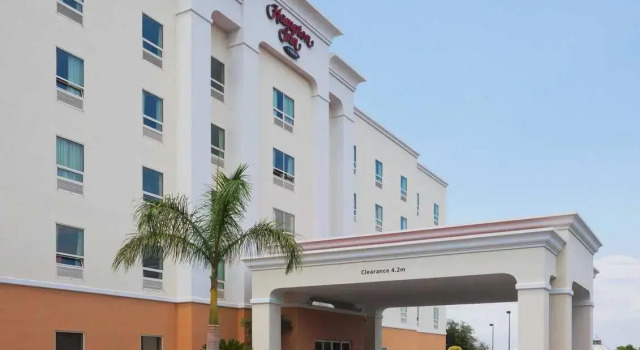 Кровать в общем номере Hampton Inn by Hilton Ciudad Victoria