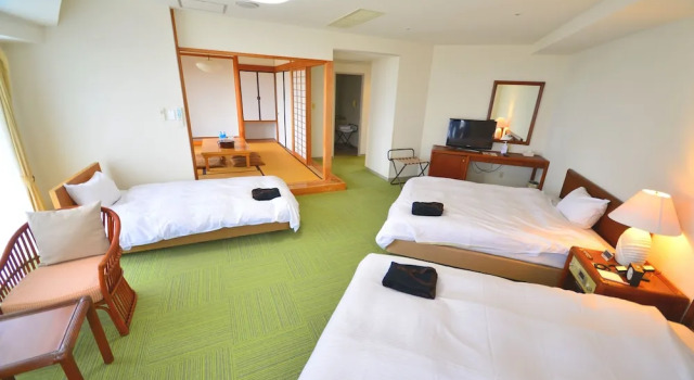 Номер Standard с балконом Satsuma Resort Hotel