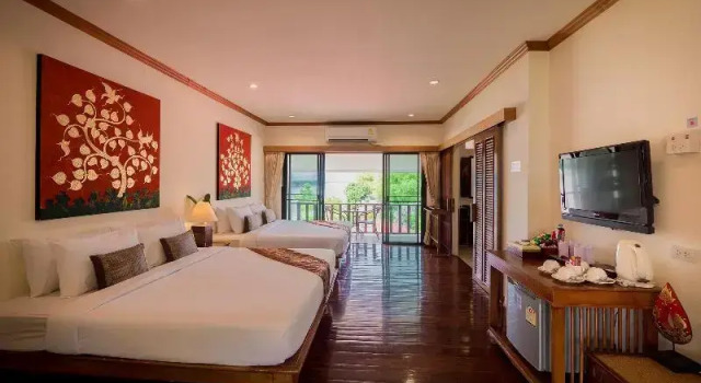 Номер Standard с балконом Chiangkhan River Mountain Resort