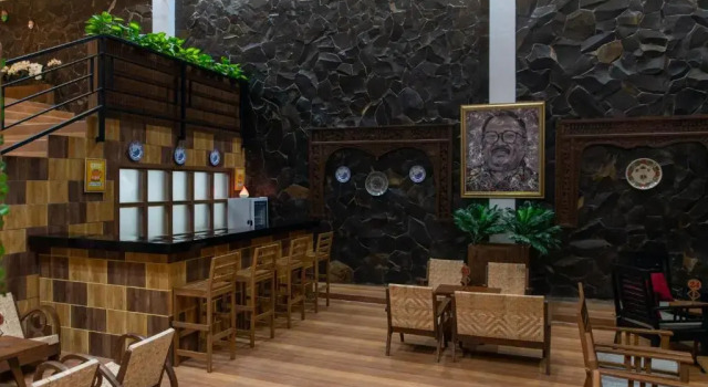 Baratha Hotel & Resto, Book Hotel 3-stjernede hoteller i Bondowoso, 3*