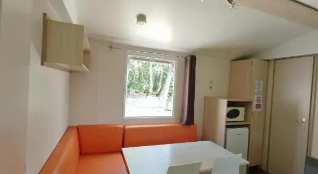 Camping de l'Arche, 예약 캠핑장 Saint Maurice d’Ardeche Ardèche