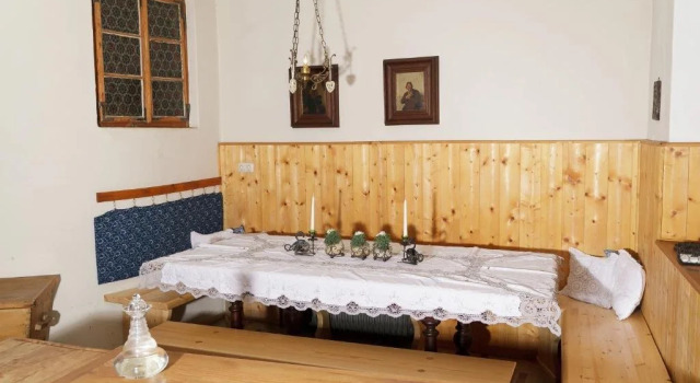 Castello Schloss Lichtengraben, Rezerwuj Hotel Bad Sankt Leonhard im Lavanttal Klippitztorl