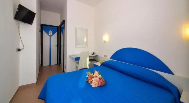 Hotel Sirena, Varaa Hotelli Peschici Foresta Umbra