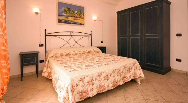 Follonica Apartments