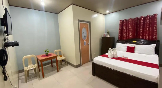 RedDoorz Plus @ Lhexlyn Resort San Narciso, Забронировать Курортный отель  
