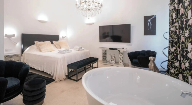 Номер Premium The White Knight Premium Boutique Hotel