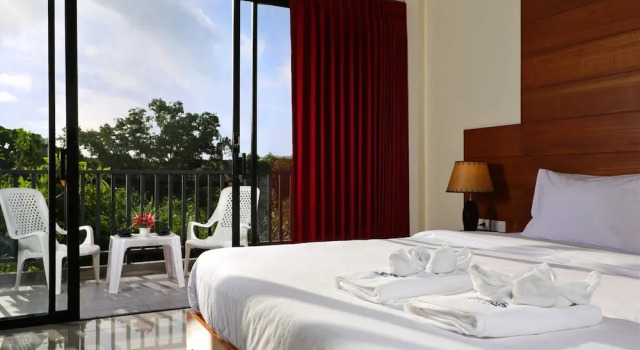 Pool Access Hotel Near Fitness Street soi Ta Iad, Забронировать Отель Бухта Чалонг остров Пхукет