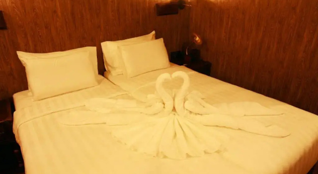 Номер Deluxe с балконом и с видом на город Vintage Luxury Yacht Hotel