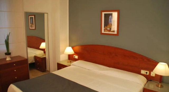 Апартаменты c 1 комнатой Aparthotel Napols - Abapart