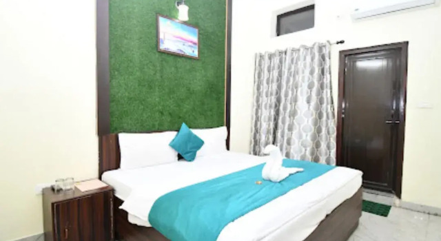 Hotel Tapovan Inn by Riversun Hotels, Rezervovat Hotel Rišikéš Uttarakhand