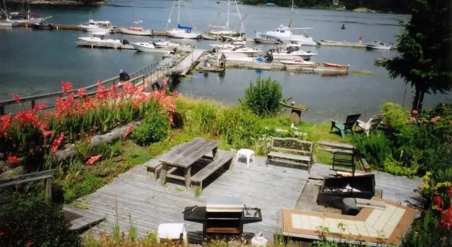 Tofino Swell Lodge, Book Guesthouse Tofino 