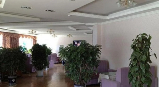 Lhasa Huaxin Hotel, Rezerwuj Hotel Hotele w Lhasa z parkingiem, w pobliżu Ramoche Temple, Parking