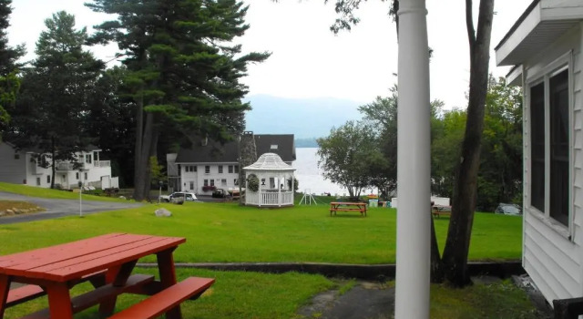 Четырёхместный семейный люкс The Villas on Lake George