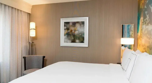 Люкс Courtyard by Marriott Livermore