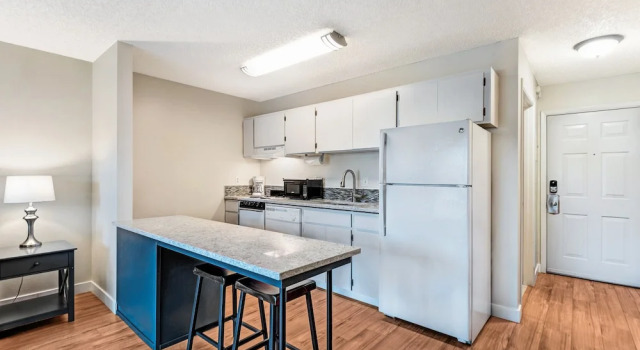 Студия Comfort Bend Riverside Rentals