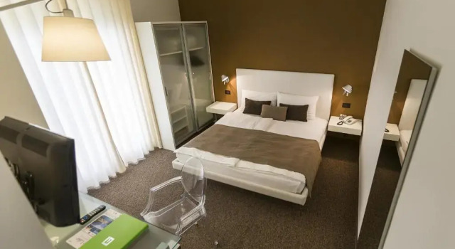 Двухместный номер Standard с видом на озеро Hotel Meridiana