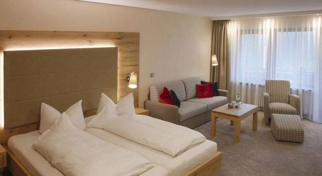 Люкс Comfort Hotel Waldblick Kniebis