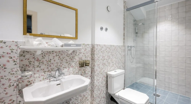 Четырёхместный номер Standard Swiss Historic Hotel Masson