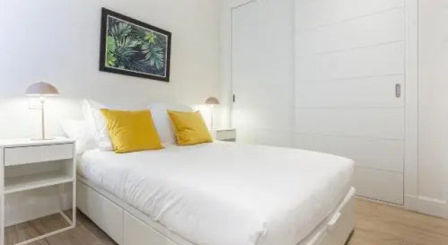 Mit House Universidad En Madrid, Забронировать Отель Тетуан Мадрид
