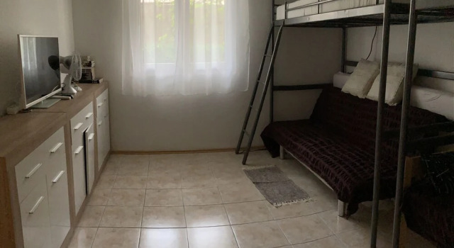 Charming 2-bed Apartment in Necujam, Rezerwuj Apartament Hotele w Split-Dalmatia County z parkingiem, Parking