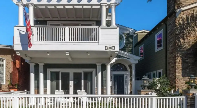 4br Beach House Steps From Sand - AC Parking BBQ, Забронировать Дом для отпуска Коттеджи Лос-Анджелеса, Коттедж