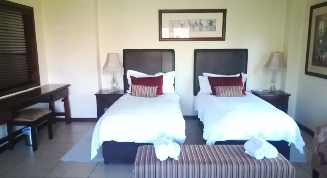 Номер Luxury The Moon and Sixpence Garden Guest House
