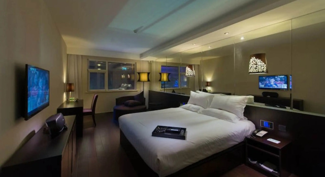 Orange Hotel Select Qingdao Wusi Square, Prenota Hotel Hotel a Shandong con parcheggio, Parcheggio