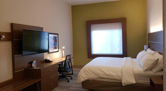 Двухместный номер Standard Holiday Inn Express by IHG