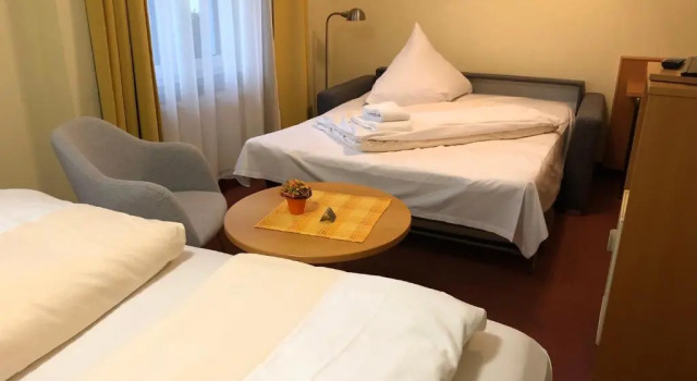 Номер Classic Hotel Rose Heidelberg inklusive Frühstück, Saunanutzung und Parkplätze nach Verfügbarkeit