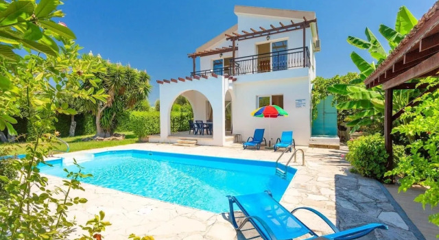 Коттедж Sun Beach Villa Thio