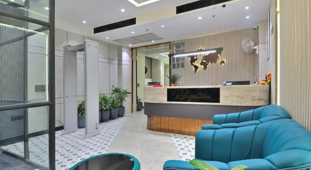 HOTEL UPTOWN - Luxury Restaurant & Rooftop Near Connaught Place, Забронировать Отель Отели Нью-Дели с завтраком, Завтраки