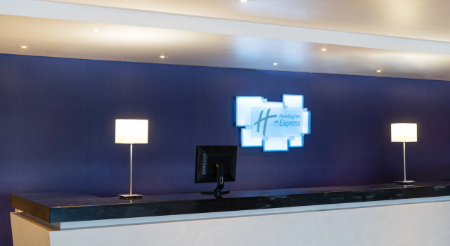 Holiday Inn Express Dundee by IHG, Забронировать Отель Данди Ангус