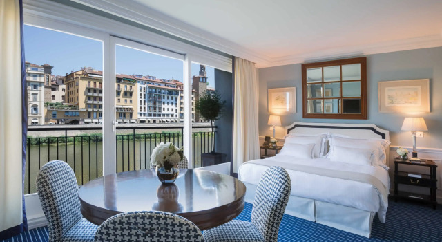 Люкс Signature с видом на реку Hotel Lungarno - Lungarno Collection