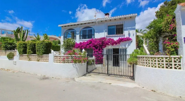 Villa Almendros 8