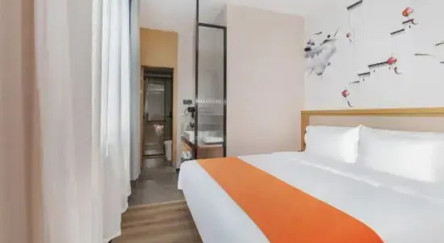 Люкс Luxury Baiyaduo Hotel (Guangzhou Tianhe Zhucun Subway Station, Olympic Sports Center Branch)