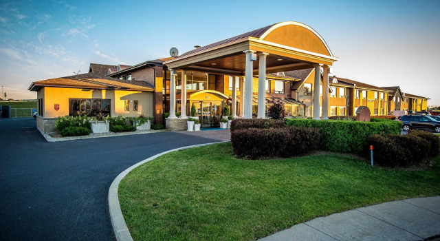 Holiday Inn Express St. Jean Sur Richelieu, Book Hotel Saint-Jean-sur-Richelieu Monteregie