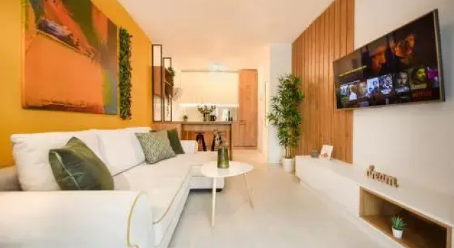 Colorful Fusion - Modern Apt At Romexpo, Varaa Hotelli Sector 3 Bukarest