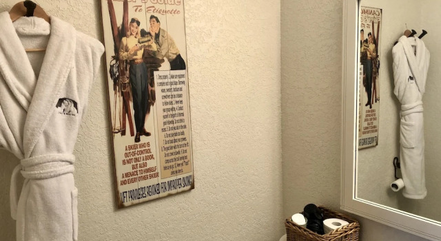 Номер Deluxe A Bear and Bison Country Inn
