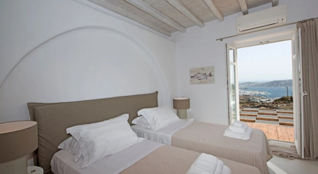 Villa Zircon 7 Bedroom Villa In Tourlos With Private Pool
