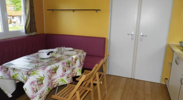 Camping les Acacias, Rezervasyon Kamp Alanı Altkirch Sundgau