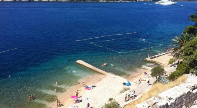 Rab Apartments Lee Loo, Prenota Appartamento Hotel a Isole Quarnerine con parcheggio, Parcheggio