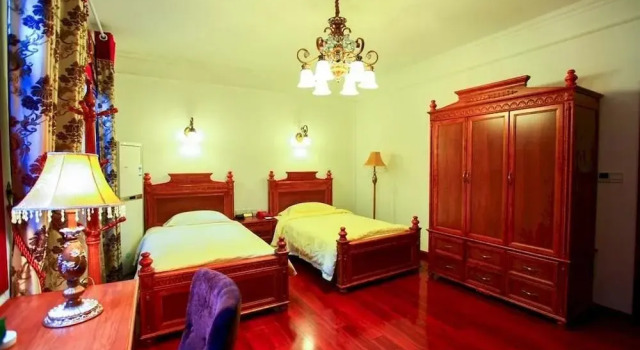 Mount Lu No. 7 Xiangshanyuan Holiday Hotel, Rezerwuj Hotel Jiujiang Jiangxi