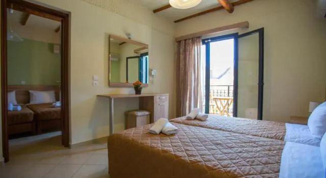 Апартаменты с видом на сад Amfilissos Hotel