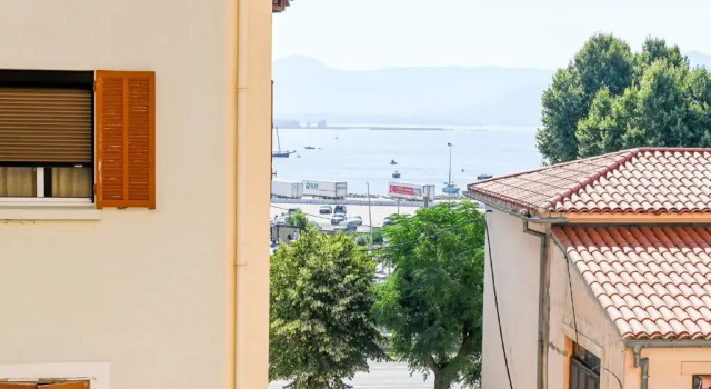 ALBA, central, mer à 50m, wifi - Ajaccio, Varaa Huoneisto Ajaccio 