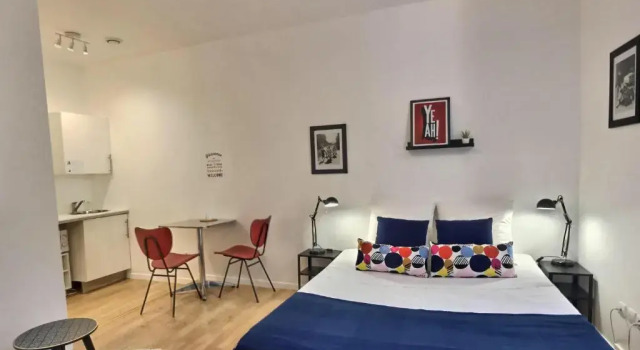 Студия Цокольный этаж Les Appartements dEdmond Sylvabelle