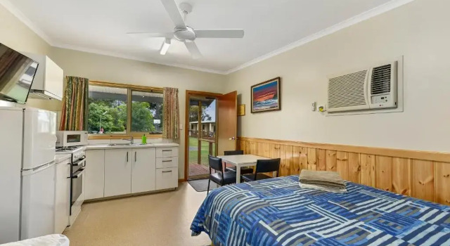 Люкс c 1 комнатой Millicent Hillview Caravan Park