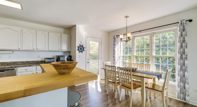 Коттедж Topsail Beach Vacation Rental: Idyllic Ocean Views